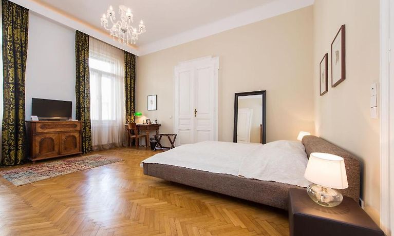 Rosa Linde Comfort B B Vienna